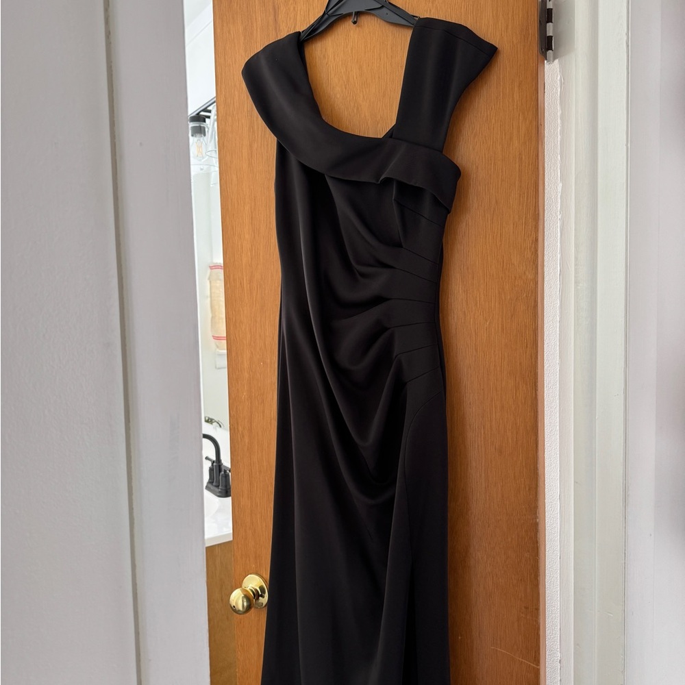 Elegant Black Evening Dress